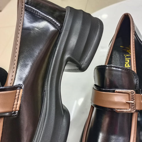 Buckle Straps Decor Thick Soled Round Toe Shoes